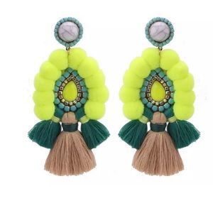 Pom Pom earrings